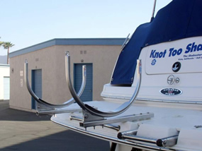 Pivt-up dinghy davit system for inflatable boat davit systems.