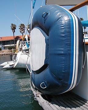 Dinghy davits and davit systems for inflatable boats